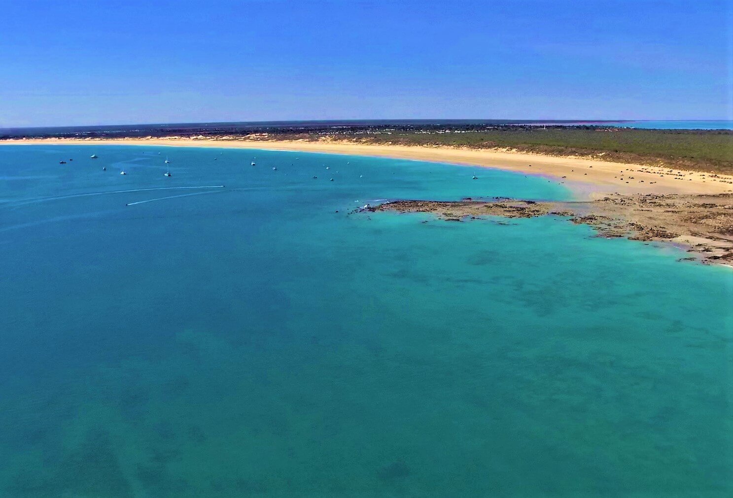 Schöner Cable Beach in Broome